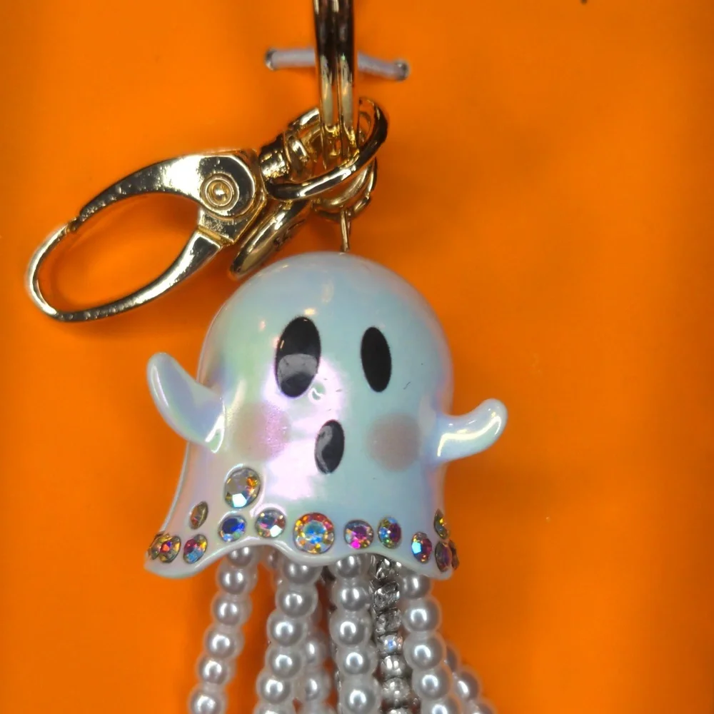 Betsey Johnson Halloween Ghost Key Fob Purse Charm Glow In The Dark Pearl Dangle